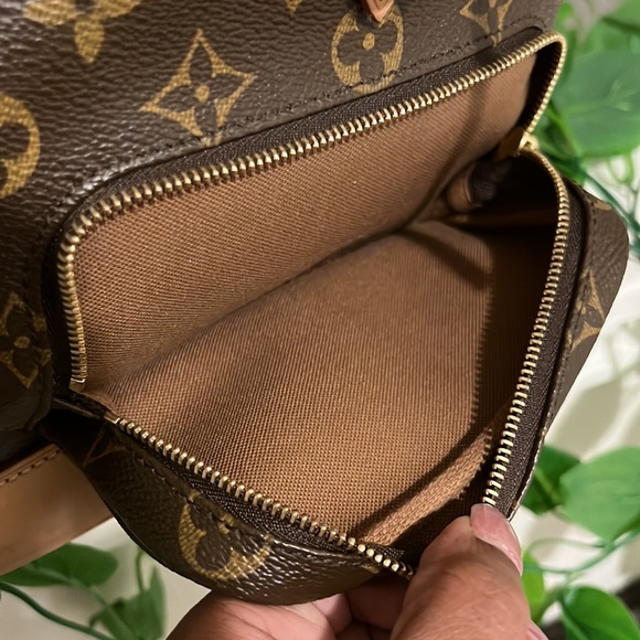 🤎Authentic LV Montsouris MM Backpack🤎 - Picture 13 of 14
